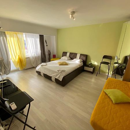 New Green Apartment Studio 1 Bucureşti Ngoại thất bức ảnh