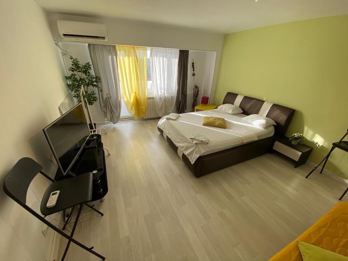 New Green Apartment Studio 1 Bucureşti Ngoại thất bức ảnh