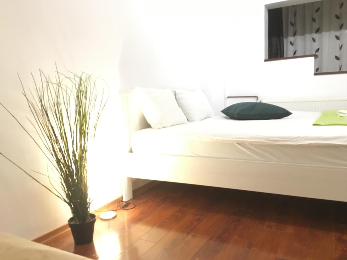 New Green Apartment Studio 1 Bucureşti Ngoại thất bức ảnh